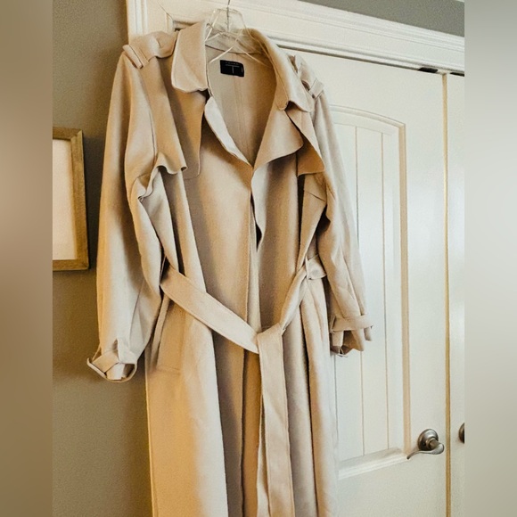 Jackets & Blazers - Elegant Cream Trench Coat faux leather- suede feel